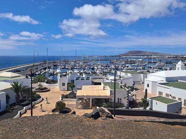 Marina Rubicon, Lanzarote: Unser Ziel nach einem fast 800 Meilen langen Törn über den Nordatlantik. Fotos: Döhmann